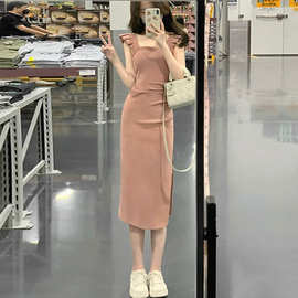法式小众方领飞飞袖连衣裙女夏季2023新款气质收腰显瘦侧开叉长裙