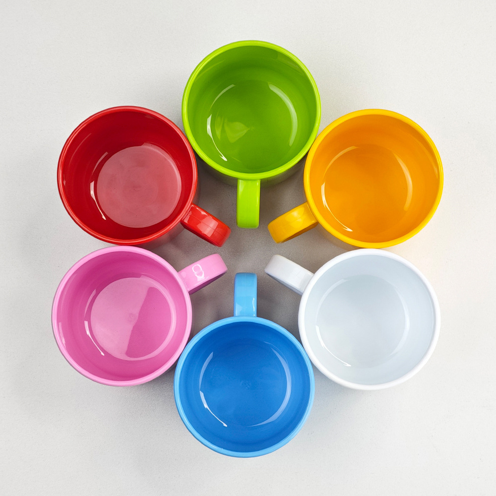 Nuevo producto transferencia térmica colorido material de taza de plástico al por mayor