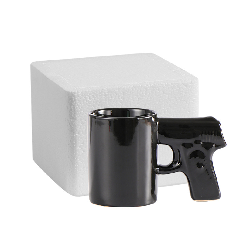 Taza de cerámica creativa oro plata pistola taza de mango de la pistola taza de agua personalizada taza de café taza de modelado 3D taza de esmalte taza