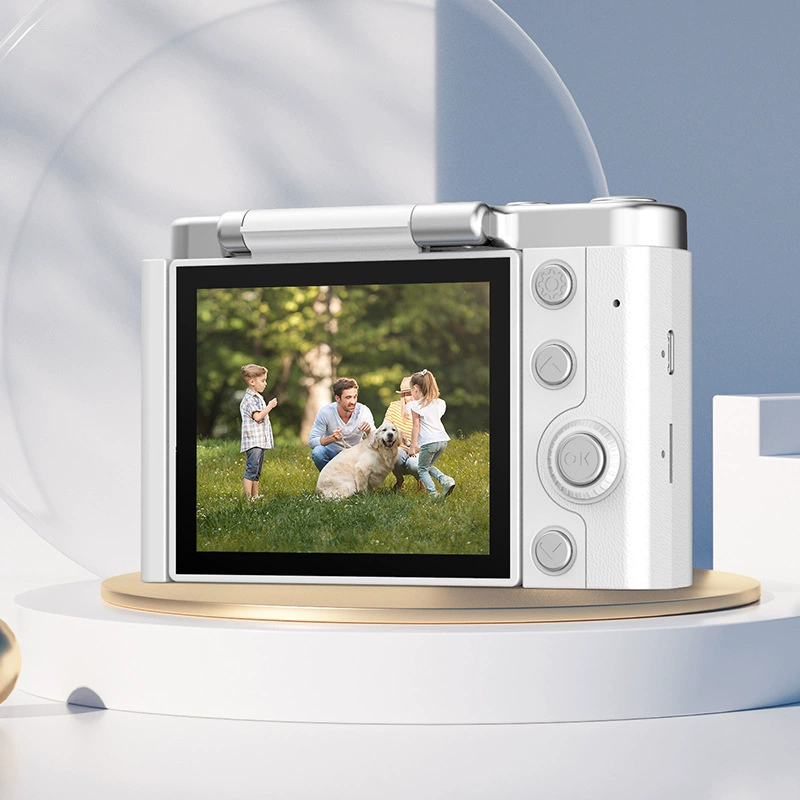 Цифровая камера 4K, 2,8" поворачивающийся экран, опция 32 ГБ, компактная модель для студентов