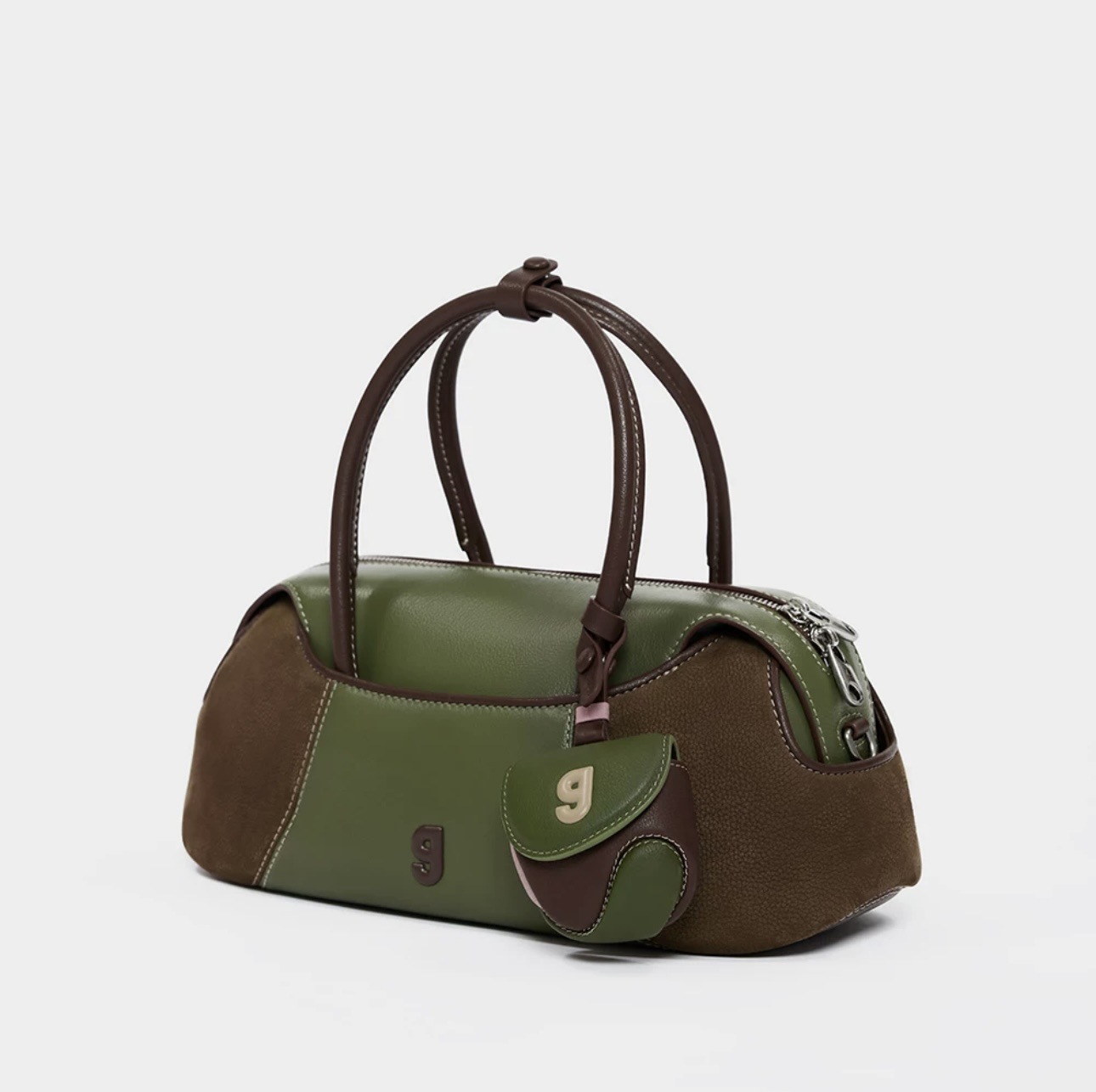 Medium bean paste green + bean paste green earphone bag [early order, early delivery]