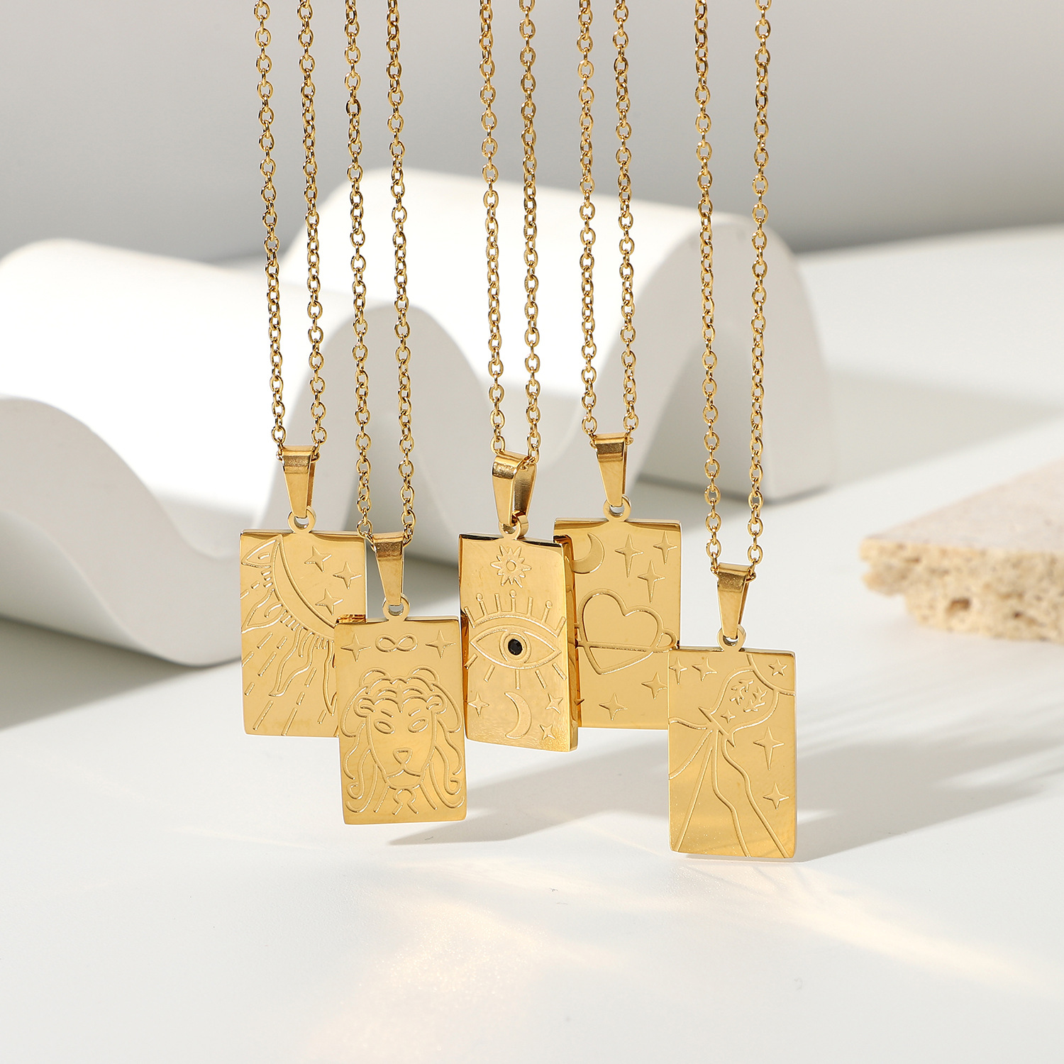 Simple Style Geometric Stainless Steel Plating Gold Plated Necklace display picture 13