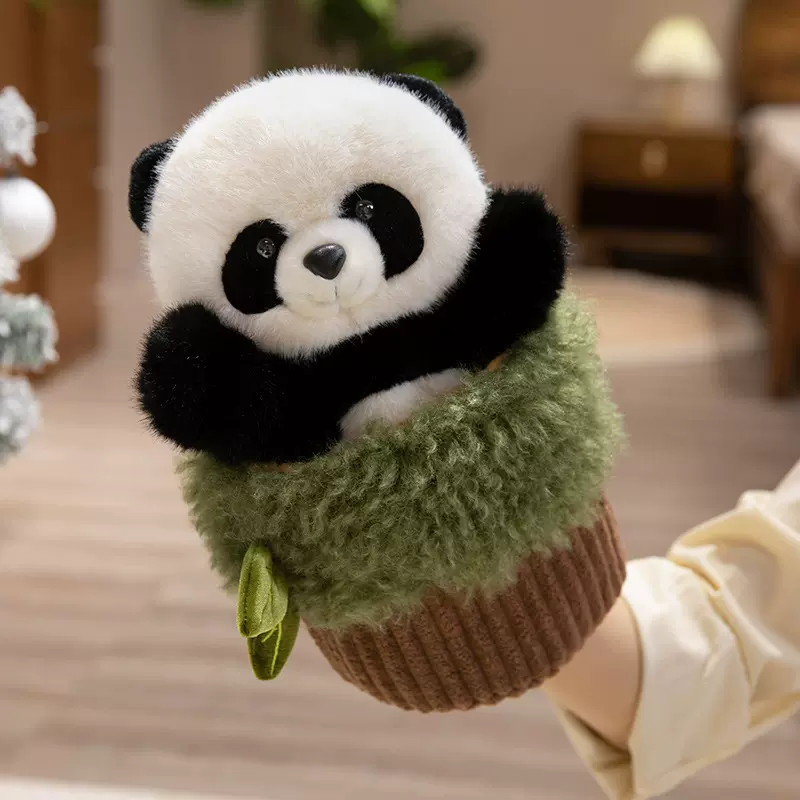可爱熊猫玩偶竹子熊猫手偶毛绒玩具仿真熊猫毛绒公仔生日礼物批发