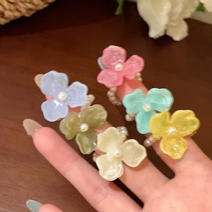 Sweet Dopamine Flower Pearl Ring for Women, Fashionable and Elegant Index Finger Ring, New Trendy Internet Celebrity Ring