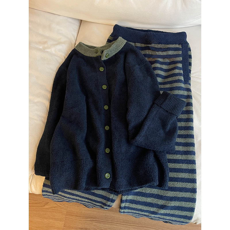 Advanced Design Sense Striped fleece-lined Thickened Half Velvet Pajamas Women's Winter plus size Warm Knitted Home Clothes for Going Out