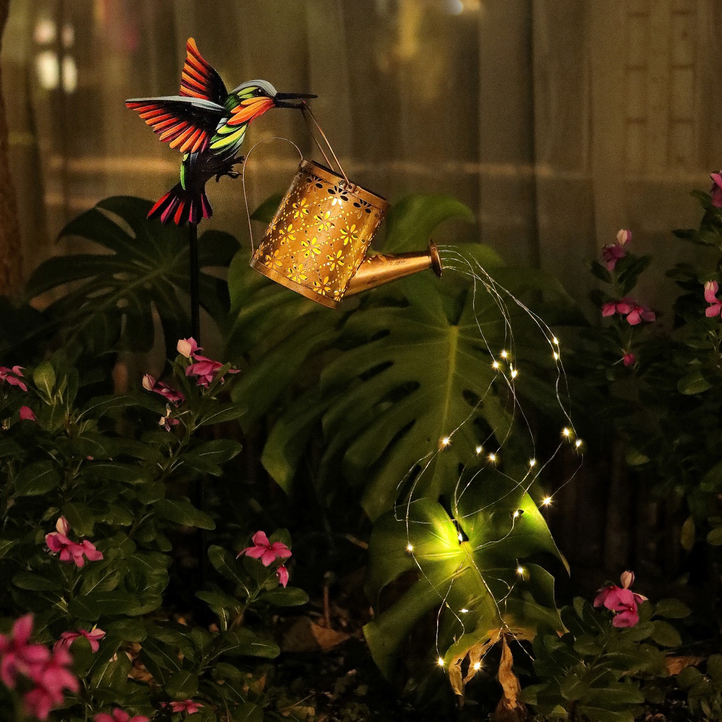 Transfronteriza solar Santa Claus lámpara de césped hierro forjado hueco diente al aire libre jardín decoración de escultura