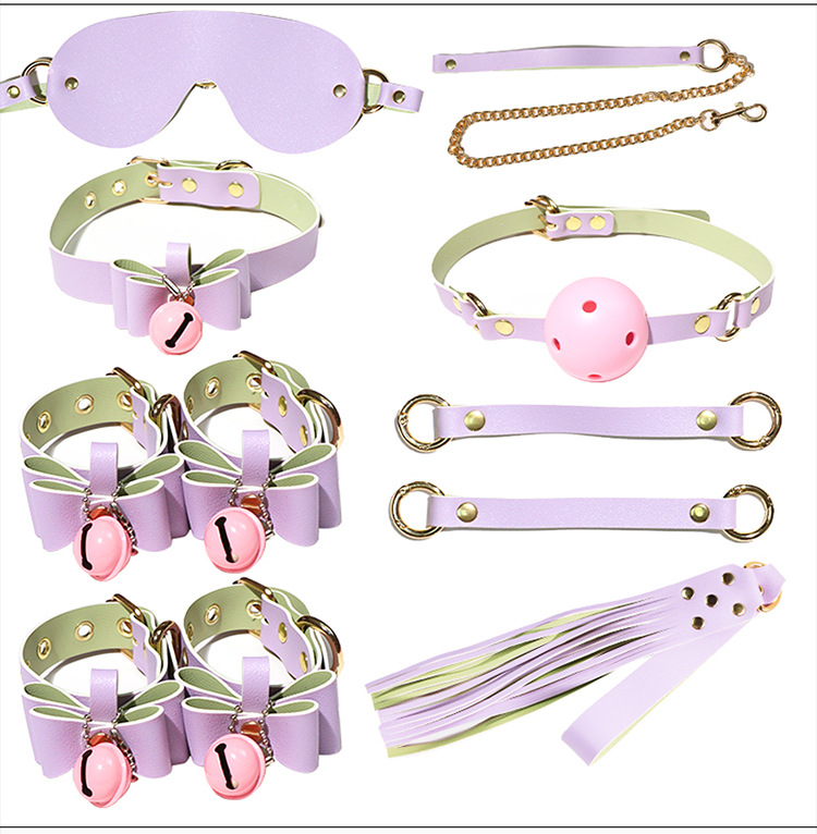 SM Flirting Bundle Set for Couples with Handcuffs, Nipple Clamps and Bondage Accessories — detail image 35