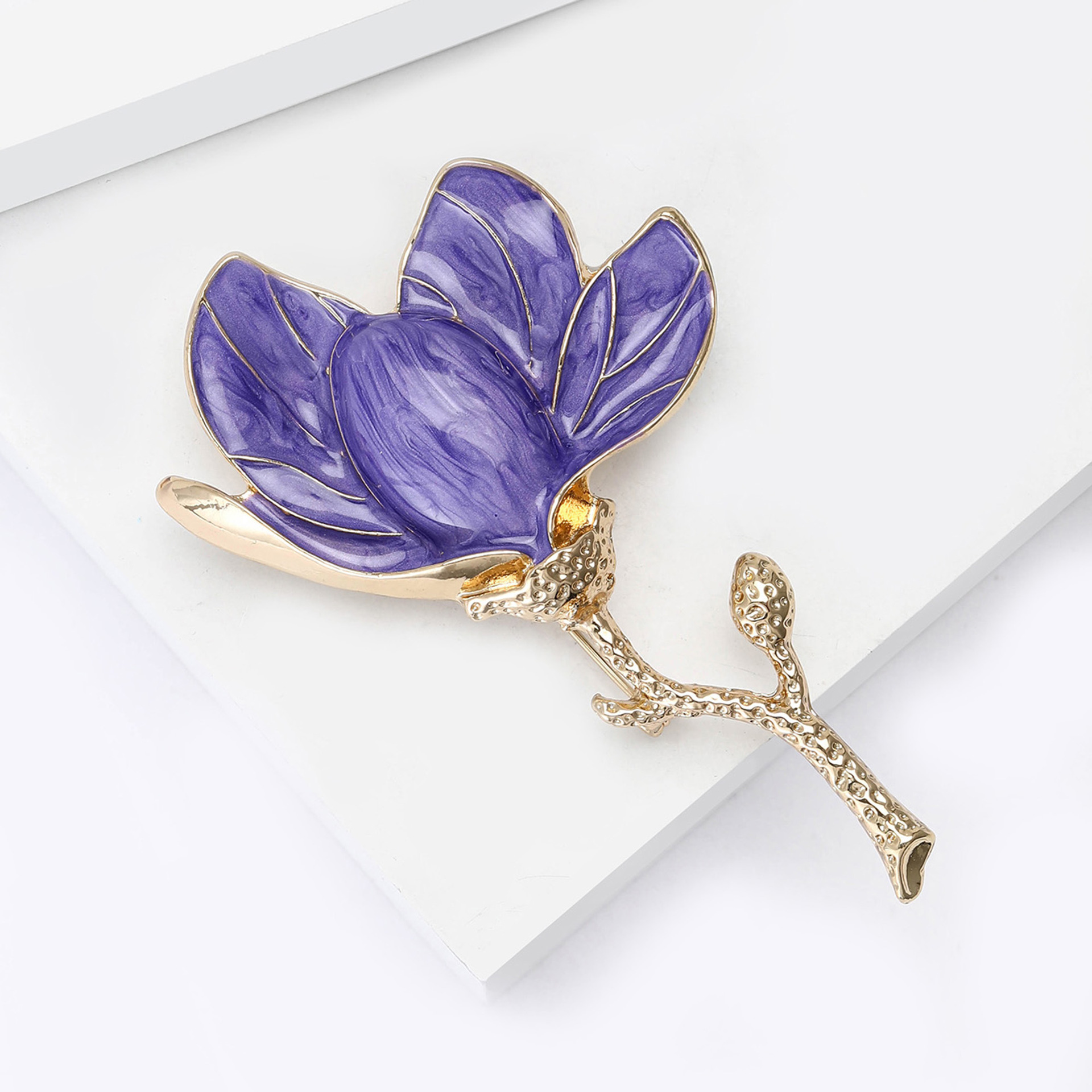 Korean New Alloy Enamel Magnolia Brooch Fresh All-match Women's Suit Shirt Corsage Jewelry Pin