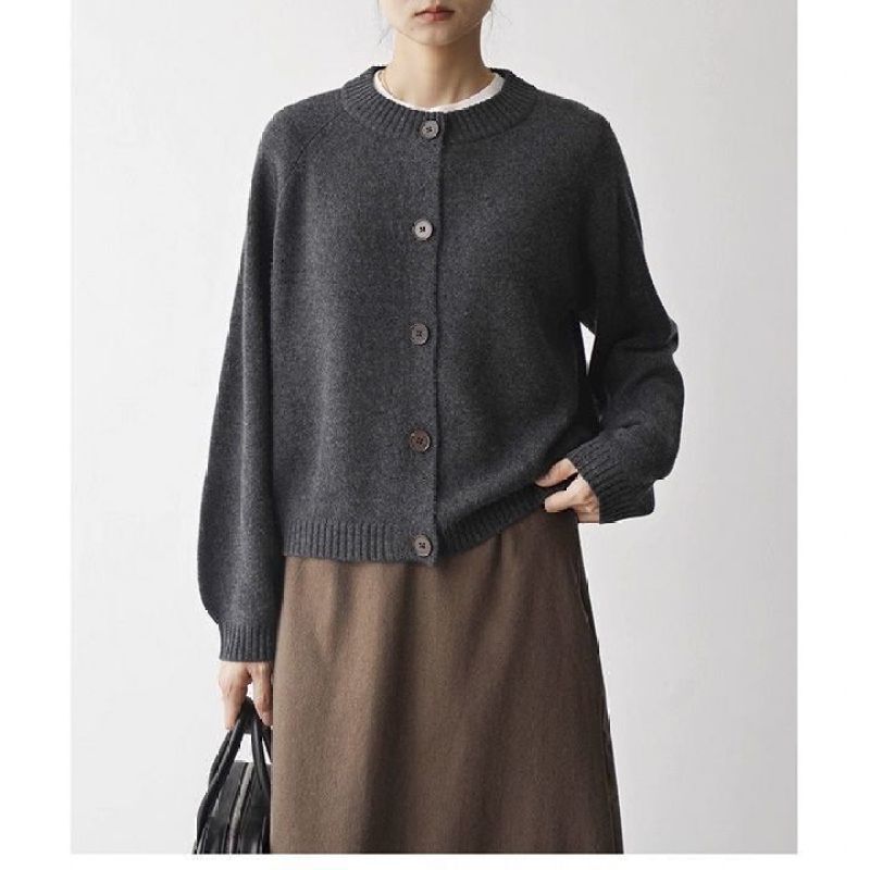 High-Quality British Niche Brand Cashmere Wool Solid Color Fine Knit Sweater Cardigan Coat for Women in Autumn and Winter