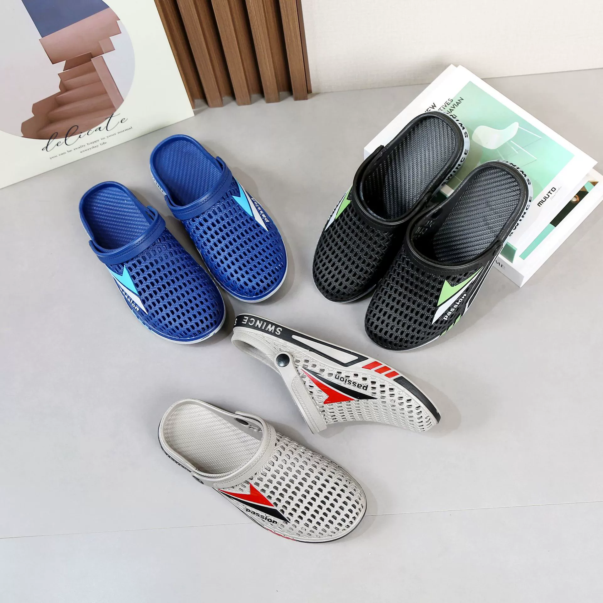 Новые стильные мужские шлепанцы-баотоу, летние уличные сабо, сандалии, пляжная обувь на толстой нескользящей подошве.