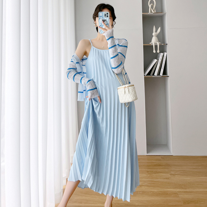 2025 Summer New Maternity Dress Loose-Fitting Suspender Two-Piece Set Slimming Sun Protection Nursing Pleated Long Skirt