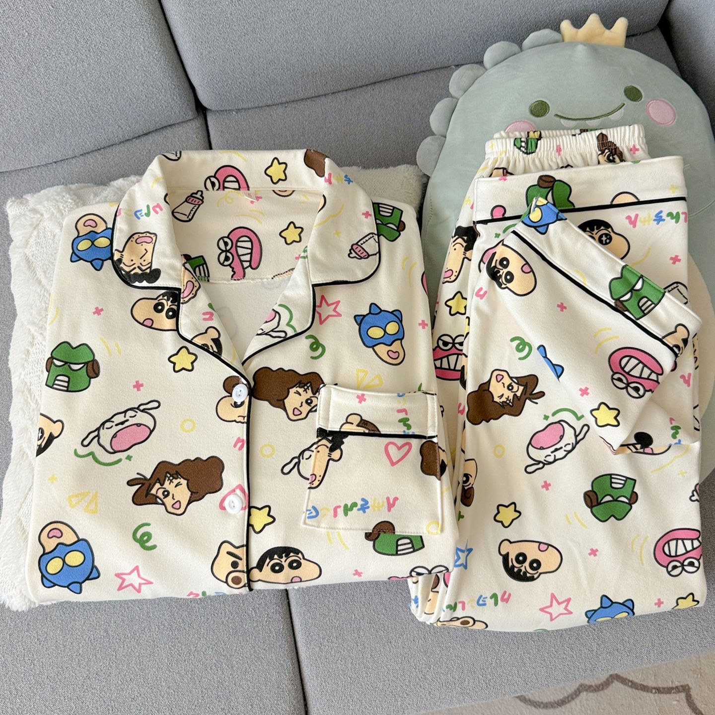 Cartoon Crayon Shin-Chan Men's Pajamas Autumn and Winter Coral Velvet Plus Velvet Thickened Spring and Autumn Home Clothes for Outerwear