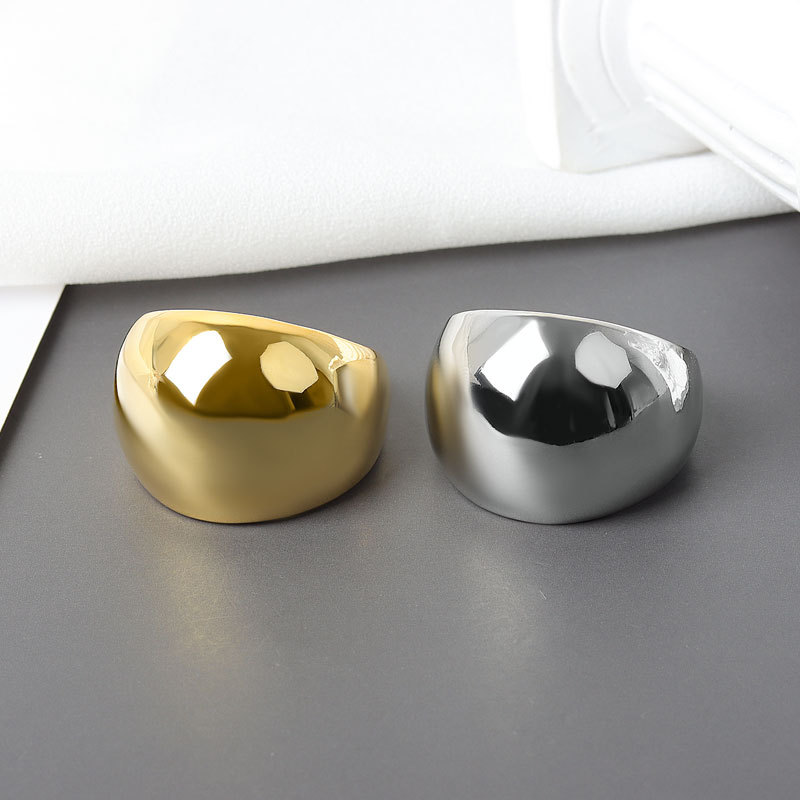 Estilo coreano nuevo huevo de ganso superficie flotante ins diseño exagerado anillo abierto personalidad femenina 18K chapado en oro joyería al por mayor