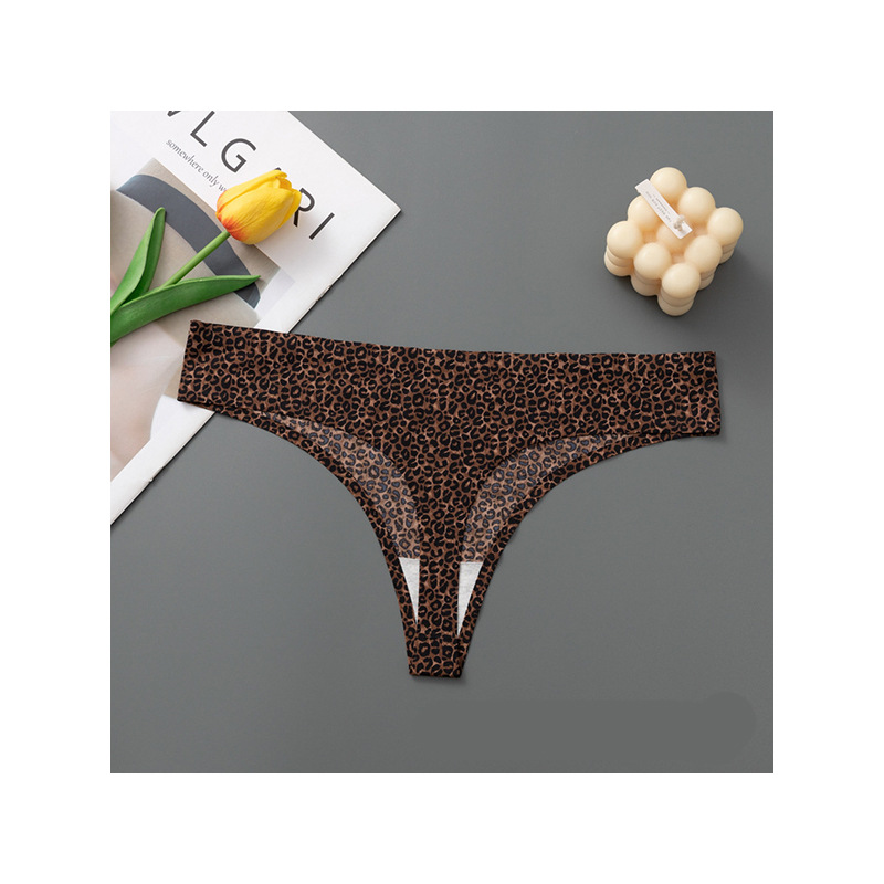 작은 팬더 패턴