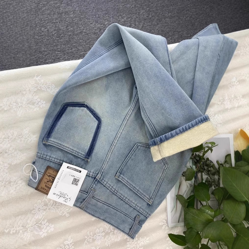 Autumn and Winter fleece-lined Warm Straight-Leg Jeans Women's New light blue High Waist Loose Slimming Narrow Wide-Leg Pants Autumn and Winter fleece-lined Warm Straight-Leg Jeans Women's New light blue High Waist Loose Slimming Narrow Wide-Leg Pants