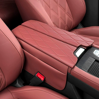 Suitable for Changan Cs75Plus Armrest Armrest box pad - 26-units-of-changan-cs75-plus-in-mysterious-red