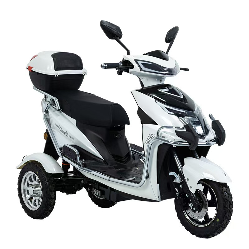 Source Factory Tumbler Electric Car Ares Tricycle 72V High Speed Electric Motorcycle 60V Battery Car Swing Wholesale