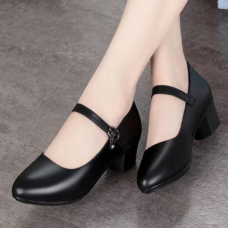 Zapatos de madre zapatos de cuero suave zapatos cómodos zapatos de mediana edad zapatos de cuero de cuatro temporadas zapatos de mediana edad zapatos de cuero de mujer un botón image 5