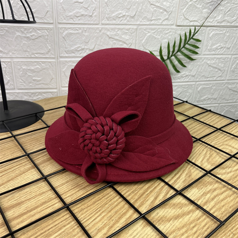 Estilo británico artístico cuenca sombrero Otoño e Invierno de lana de la vendimia sombrero femenino rojo tridimensional peonía Flor de moda europea y americana sombrero pequeño bombín
