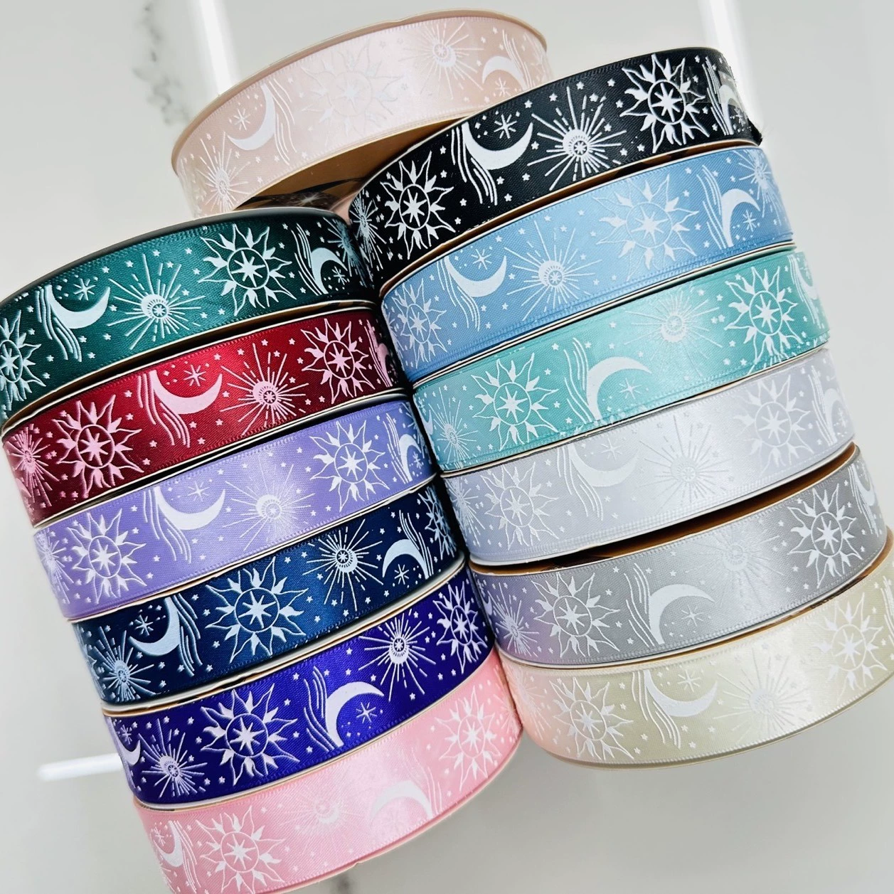 Новая белая пластиковая лента с звездами и луной, упаковочная декоративная лента, материал для рукоделия, DIY банты, производитель, ширина 2,5 см