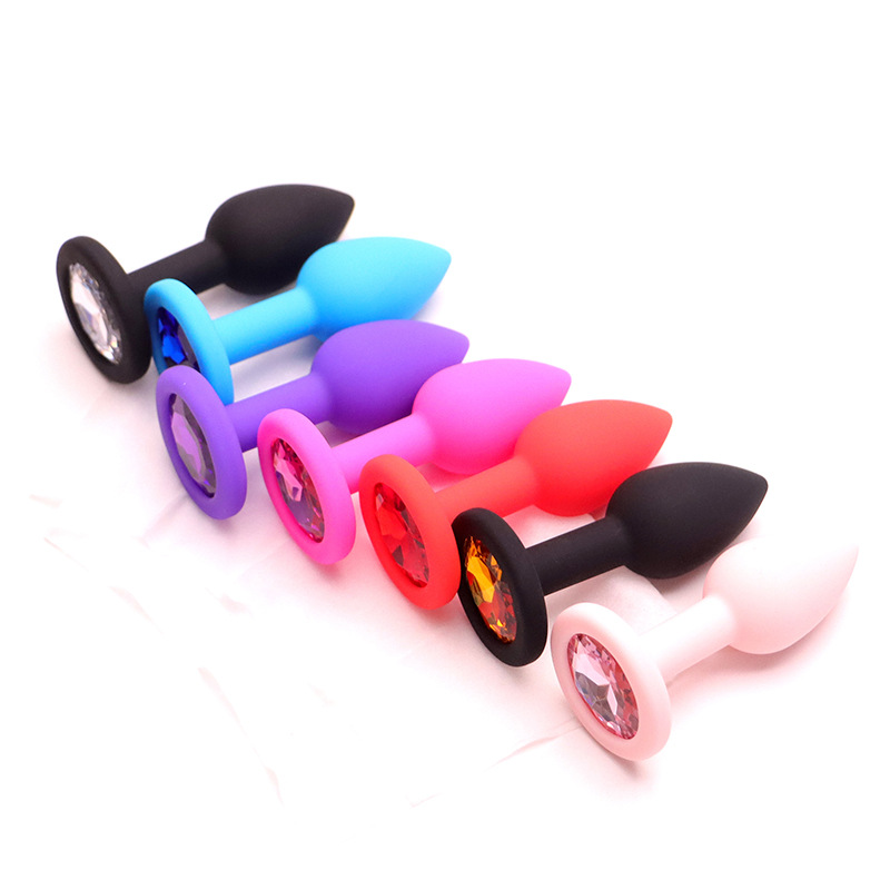 Silicone Anal Plug Set, 4-Piece Progressive Sizes with Pink Jewelled Base — detail image 4