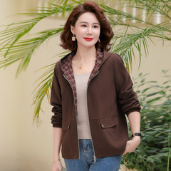 2025新款中老年女装休闲洋气夹克上衣服中年妈妈时尚春秋短外套女