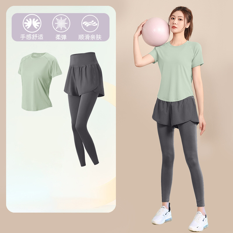 ランニングスポーツスーツ女性のための 2025 新しいフィットネストレーニングヨガ服速乾性衣類屋外プロフェッショナル通気性朝のランニング服|undefined