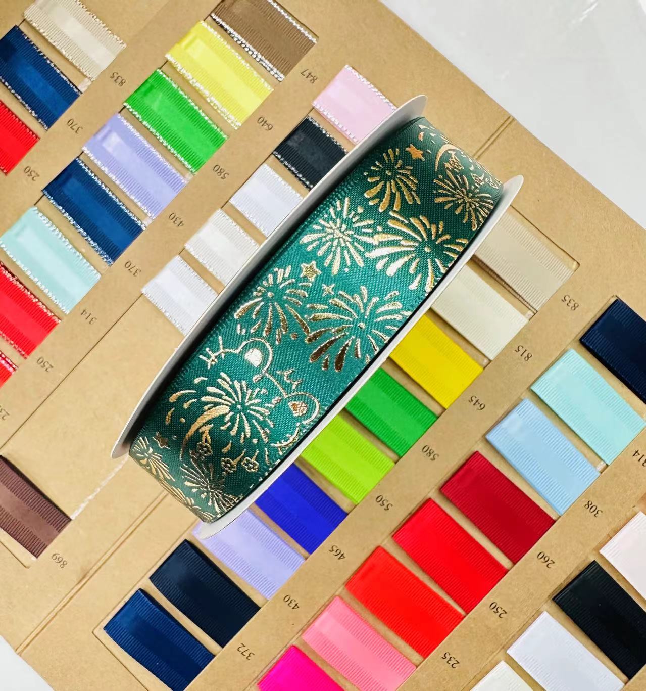 15-진한 녹색 44m 왼쪽 및 오른쪽 롤