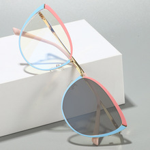 新款外贸猫眼眼镜时尚撞色素颜街拍金属眼镜框架变色平光镜