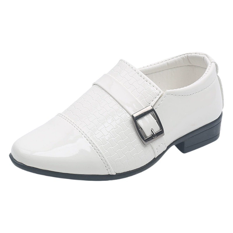 Детская кожаная обувь 2023 Весна и осень Новые кожаные туфли для выступлений мальчиков и учащихся средних школ Кожаная обувь на мягкой подошве Цветочный детский этикет Кожаная обувь для мальчиков