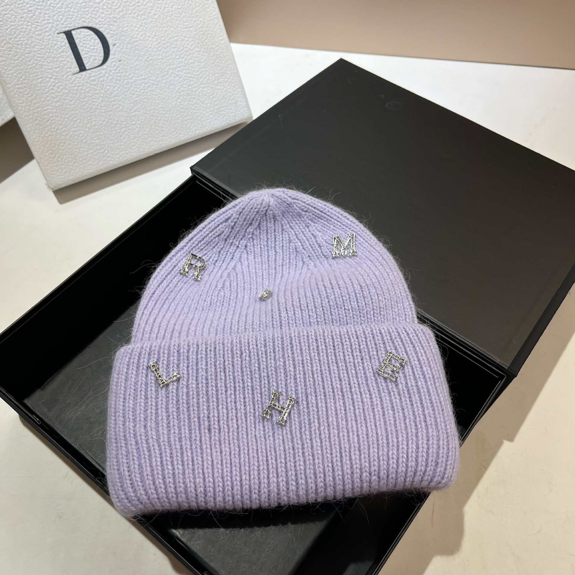 [Rabbit Hair] Winter Nordic enlarged and elongated double folded face small knitted Korean version letter warm ear_voghion.com