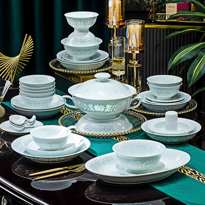 Неброшены glazed Celadon Bowls из Джиндзэнчжэня; костяной фарфор, белая глина; элегантный набор мисок и тарелок