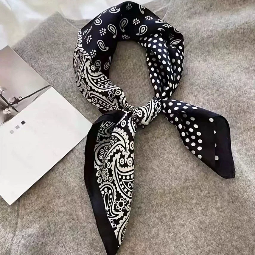 Лет scarf? Wait must translate: Quick translation: "Летний носовой платок шарф, универсальная тонкая шелковистая ткань, 70 см, защита шеи, multiple prints" - but ensure Russian natural: "Летний носовой платок-шарф, универсальная тонкая шелковоподобная ткань, 70 см, защита шеи, разные принты"