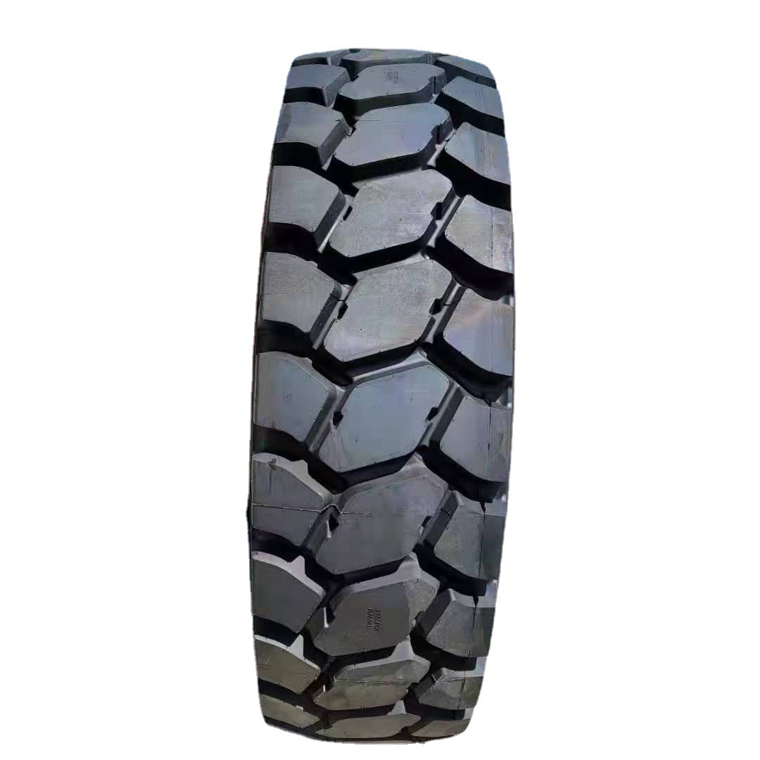 工程机械轮胎21.00R35 矿山用自卸宽体车轮胎2100 24.00R33 35 E4