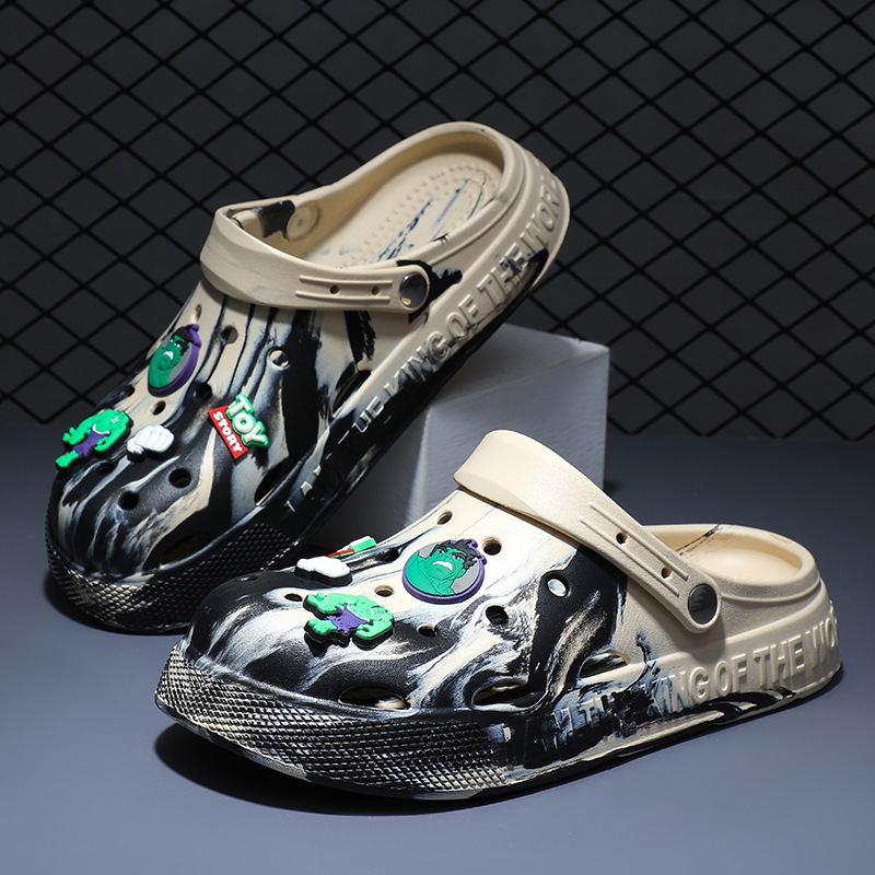 Hole Shoes Men's 2025 Summer Beach Shoes Non-Slip Lightweight Thick Sole Shoe Slip-Wearing Sports Baotou Slippers for Men