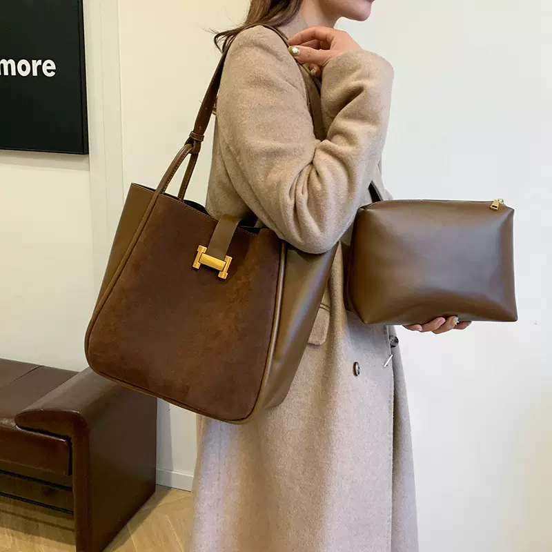 2024新款时尚纯色休闲简约通勤大容量单肩包斜挎包腋下包子母包女