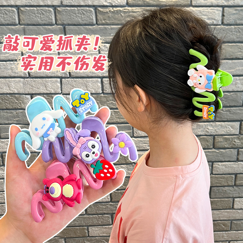 Stardelu dibujos animados lindos de los niños Sanrio garra clip niña horquilla cuchara trasera de niña updo tiburón clip