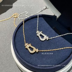 斐登F家马蹄扣镶钻项链镀18K金满钻迷你锁骨链七夕礼物情侣同款