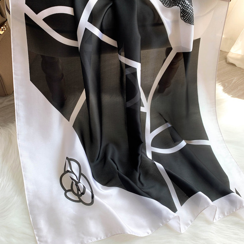 Summer Japanese and Korean new simulated silk camellia sunscreen scarf women's holiday scarf beach towel long air-conditioned shawl