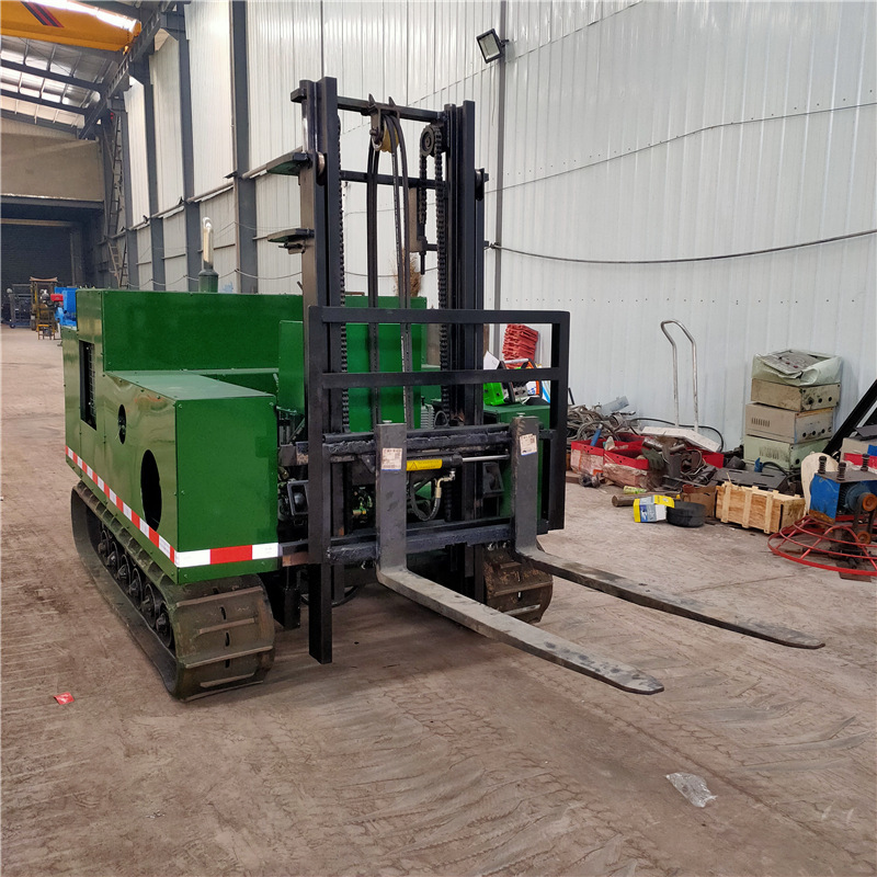 All-terrain off-road crawler forklift 2 tons hydraulic remote control crawler fork high car-mounted diesel crawler forklift