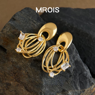 ԭ�����18k����׺έh�@���l�ʯ���hС�������p�ݸ߼��ж��Ů