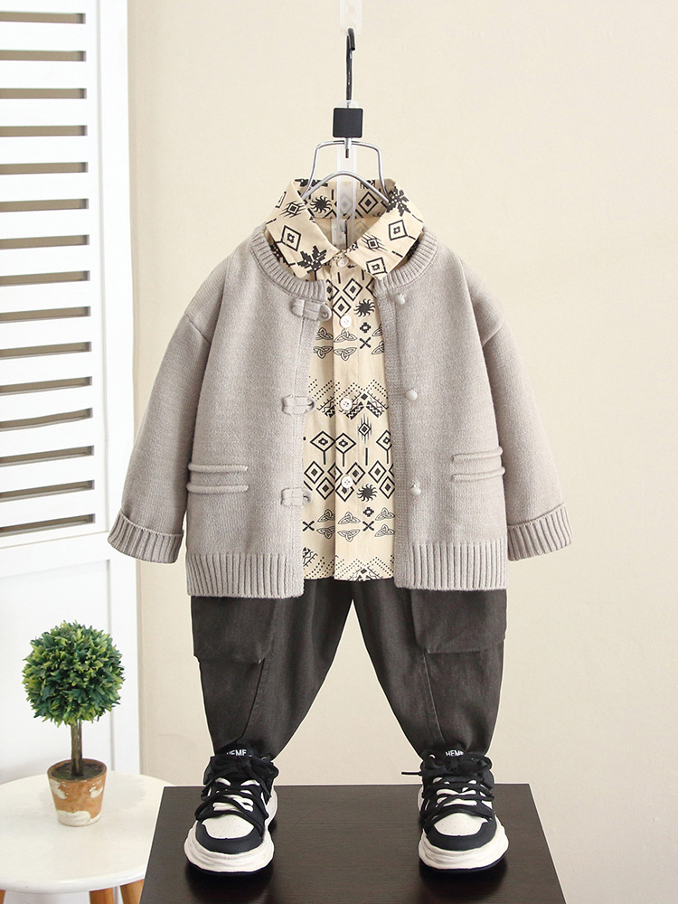 5949 traje de suéter para niños 2025 otoño nuevo estilo rebeca de otoño para niños de tres piezas bebé primavera y otoño nuevo estilo chino