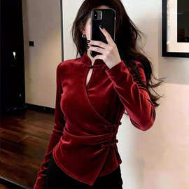红色金丝绒打底衫女新年本命年内搭秋冬遮肚复古中式国风盘扣上衣