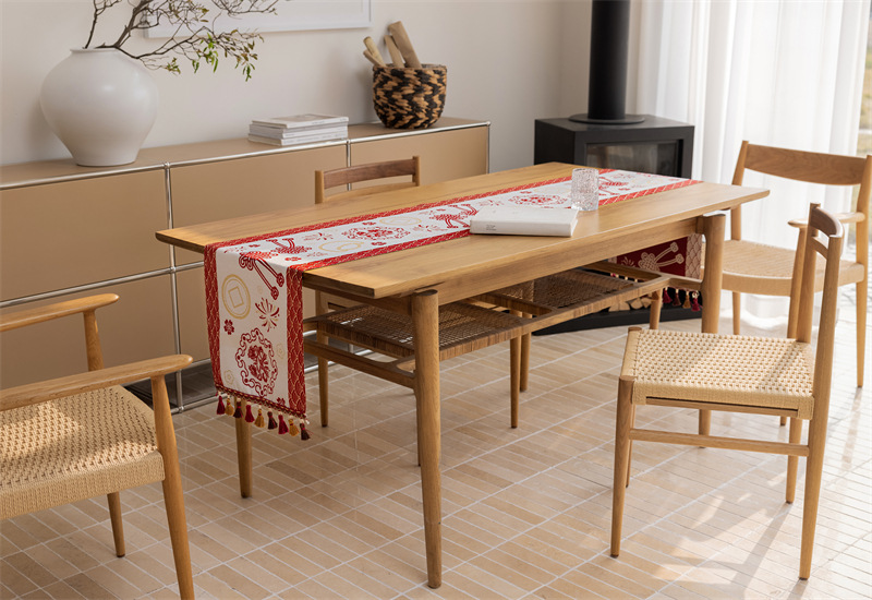Decorative Festive Red Chinese Style Jacquard Table Runner Cover_voghion.com
