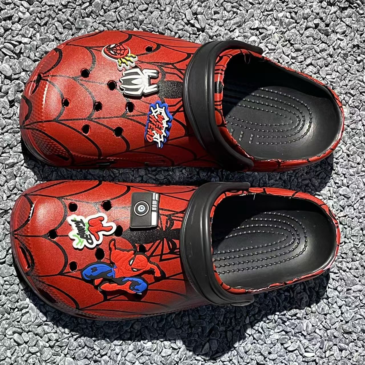 Zapatos para hombres, tendencia de verano, la segunda generación de arañas, zapatos para hombres y mujeres, anti-deslizante, playa de baotou