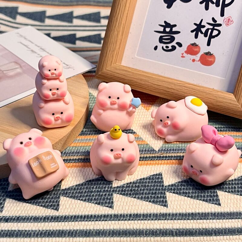 Three-dimensional frosted pig cartoon cream resin diy jewelry material adorable manual key pendant accessories