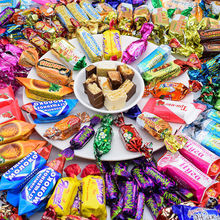 俄罗斯混合糖果喜糖混装巧克力夹心结婚礼水果硬软零食品批发