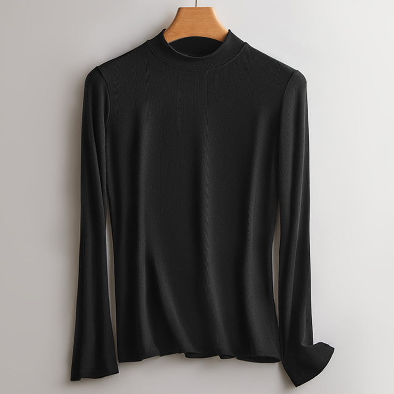 2024 Camisa de fondo de manga larga con hilo de cuello redondo de otoño e invierno simple con un top cálido de mujer delgado de gran tamaño
