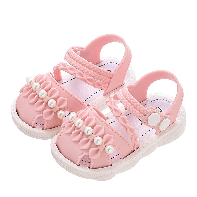 Sandallas para niñas nuevas sandallas de fondo suave para niños de playa bebés Baotou Sandallas para bebés fábrica al por mayor directamente para comercio exterior comercio electrónico