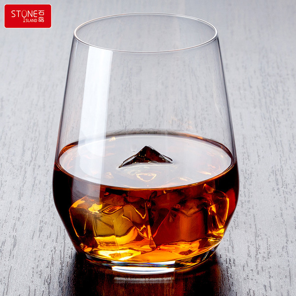 crystal wineglass for whiskey